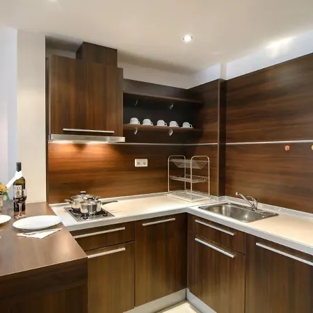 Apartment Marina - With Balkony & Desk By Flat Mаnаger *